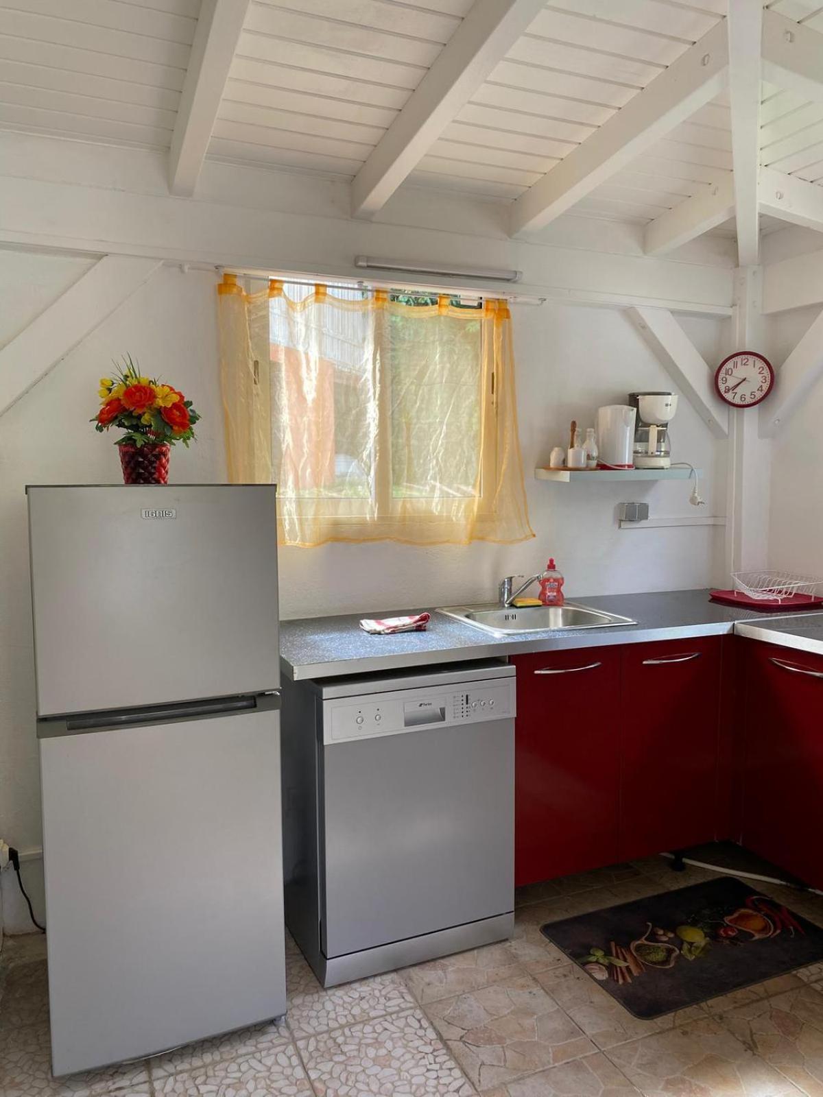 Aquaverde Eco Et Confort- Bas De Villa Avec Jardin Et Parking Le Gosier  Exterior photo
