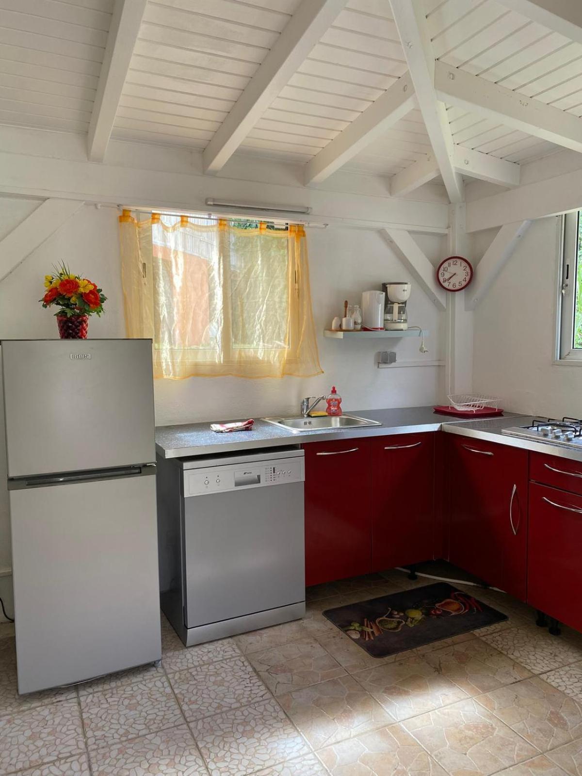 Aquaverde Eco Et Confort- Bas De Villa Avec Jardin Et Parking Le Gosier  Exterior photo